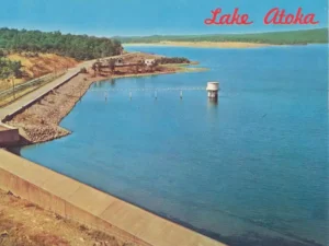 Vintage postcard of Lake Atoka